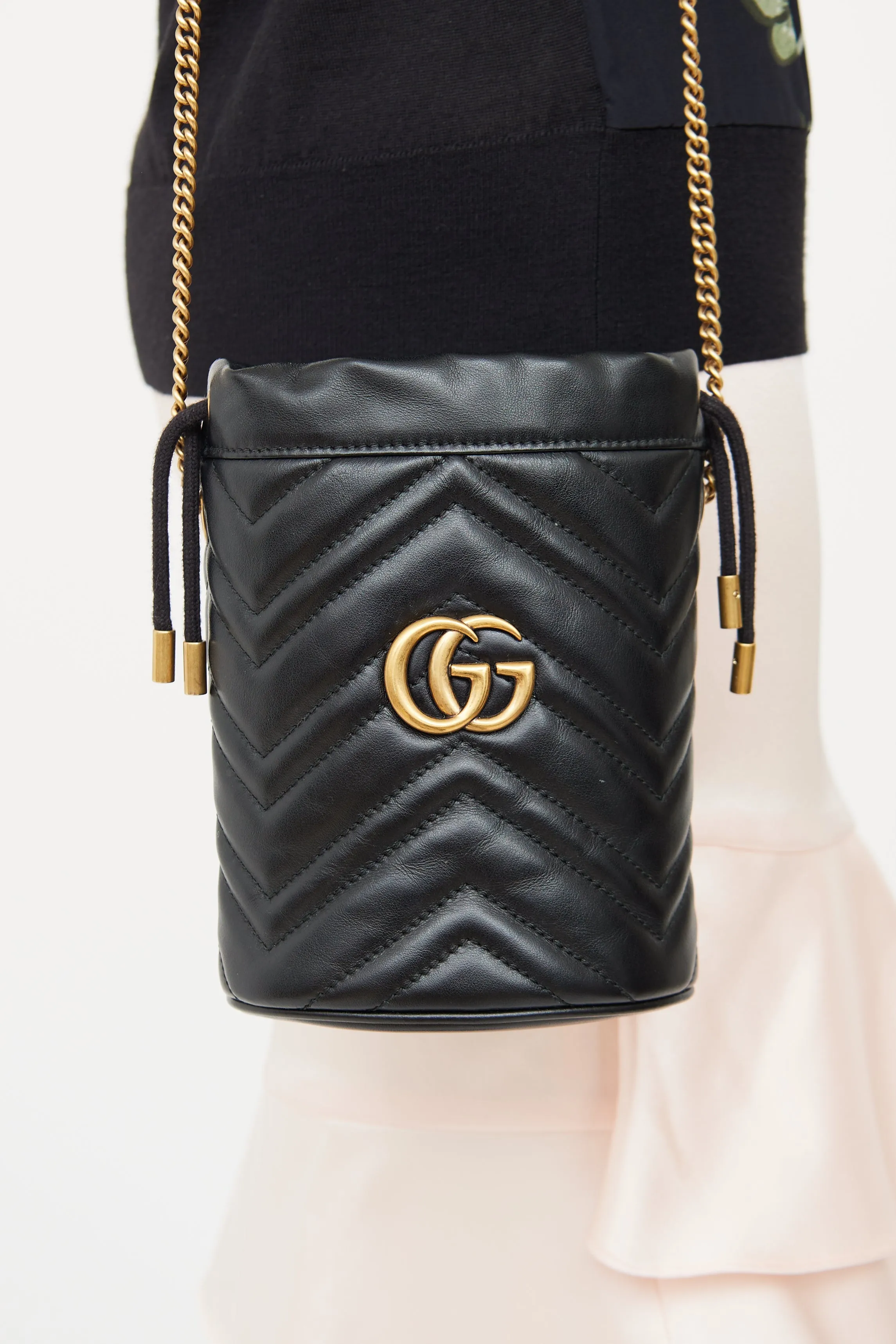 Black GG Marmont Chain Bucket Bag