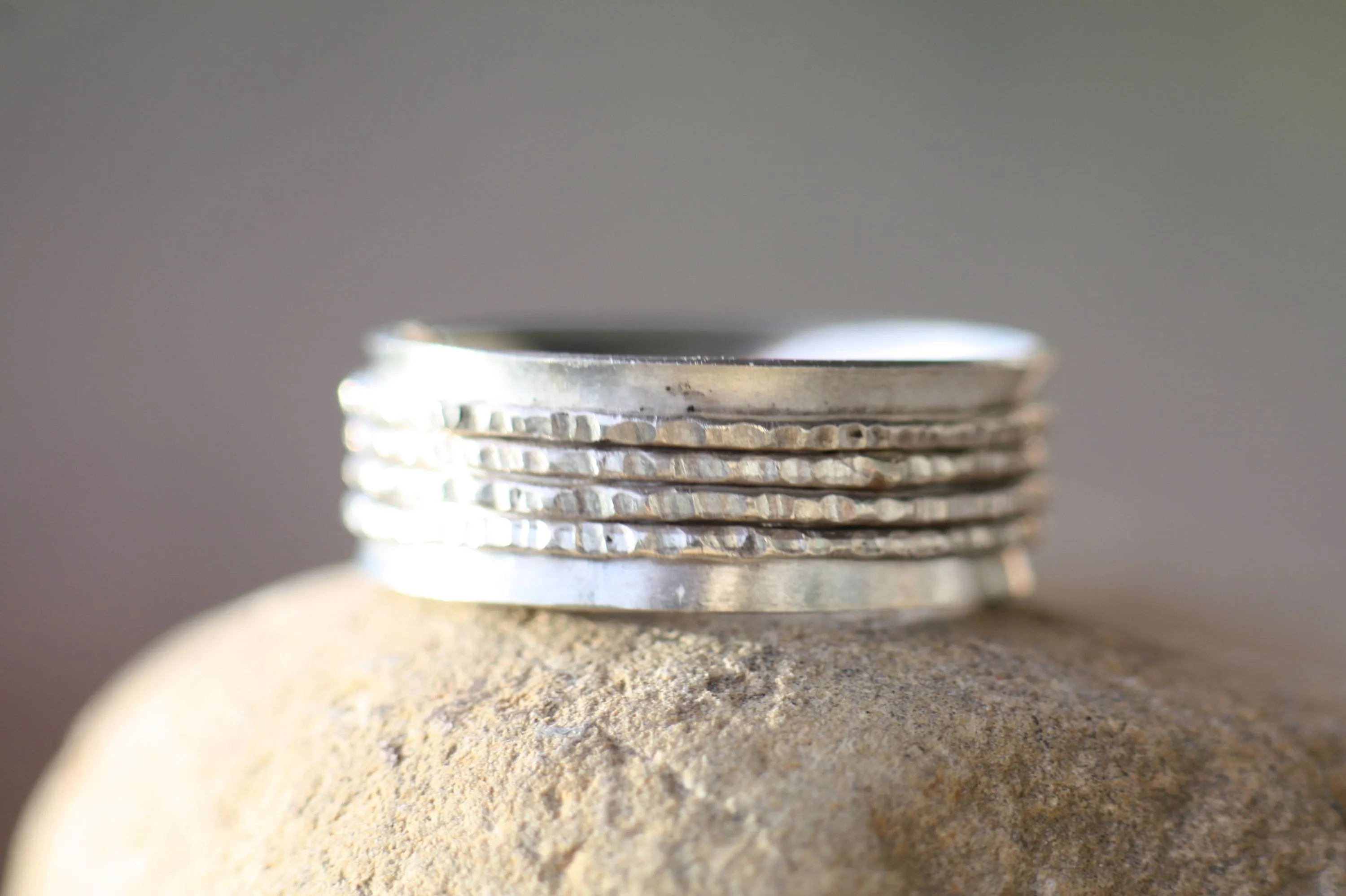 Engraved Handwriting Ring with 4 Spinners - Silver Relief Band for Men or Women