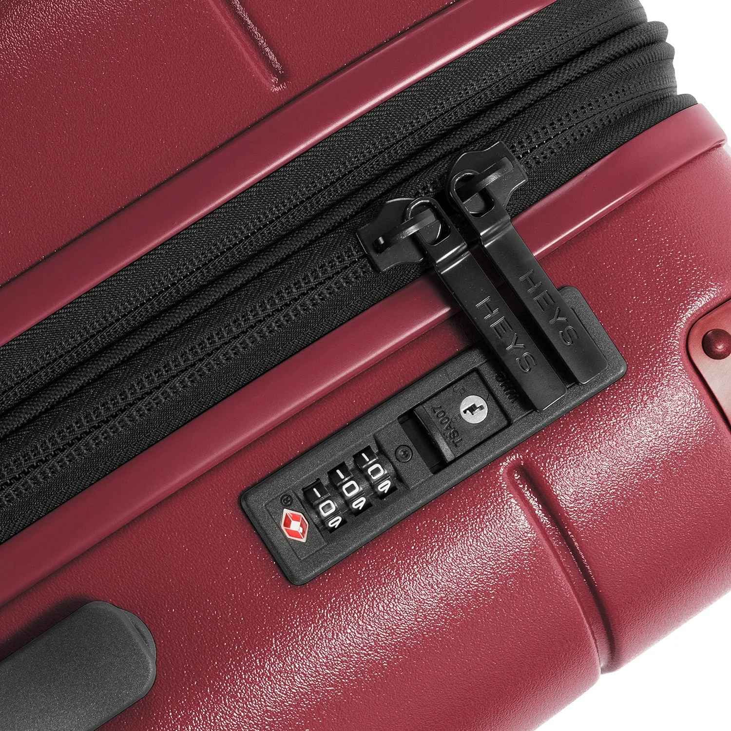 Zen 26 Inch Luggage