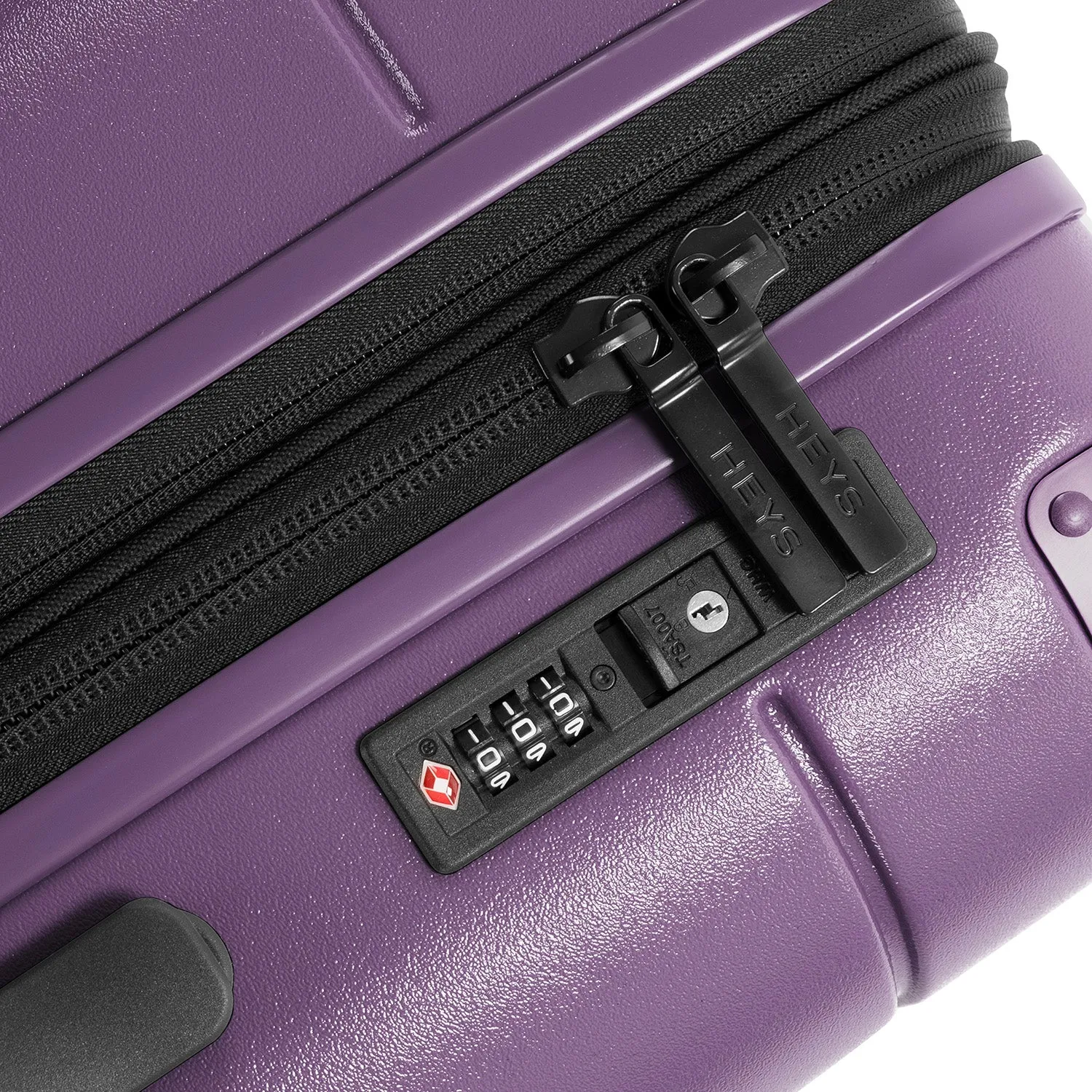 Zen 26 Inch Luggage