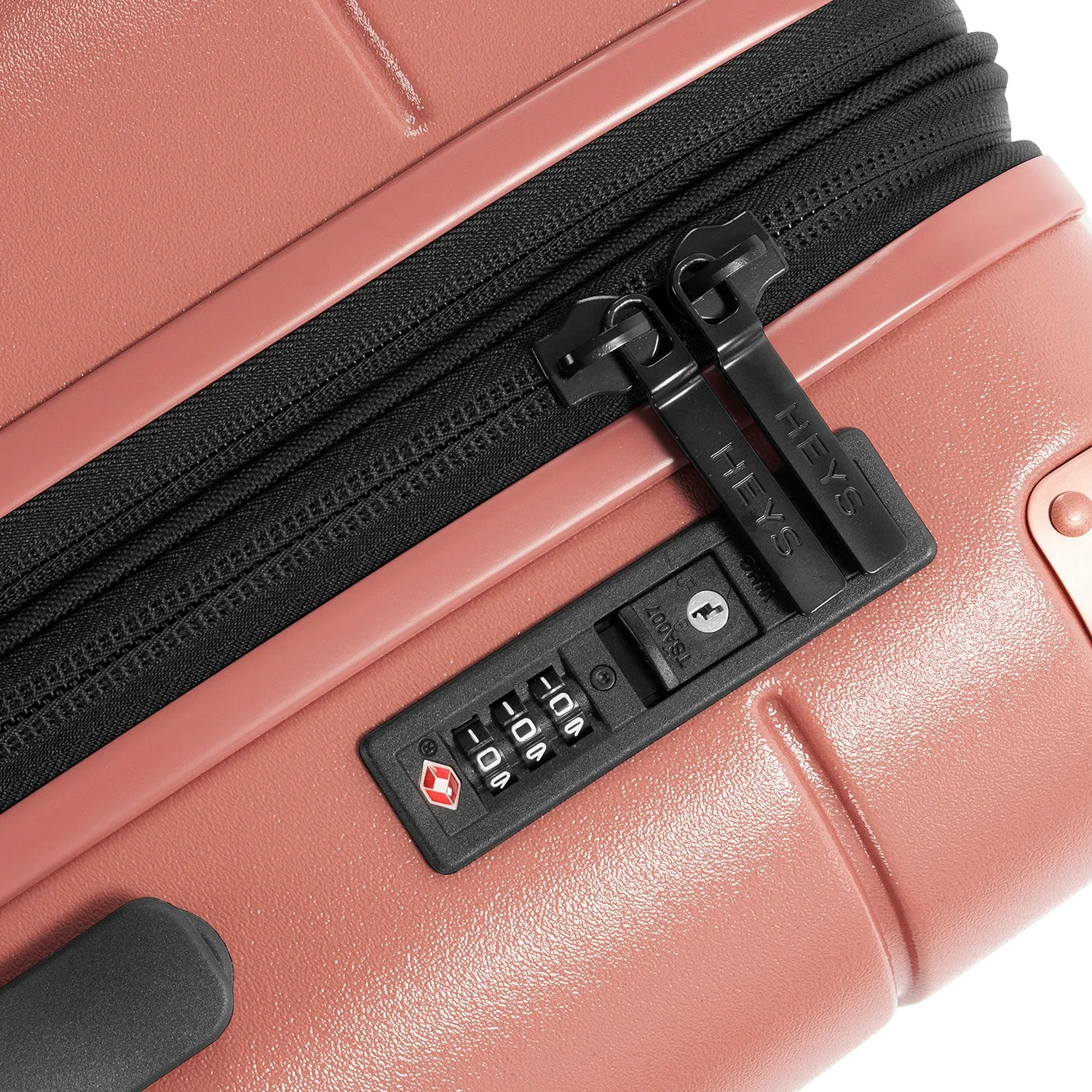 Zen 26 Inch Luggage