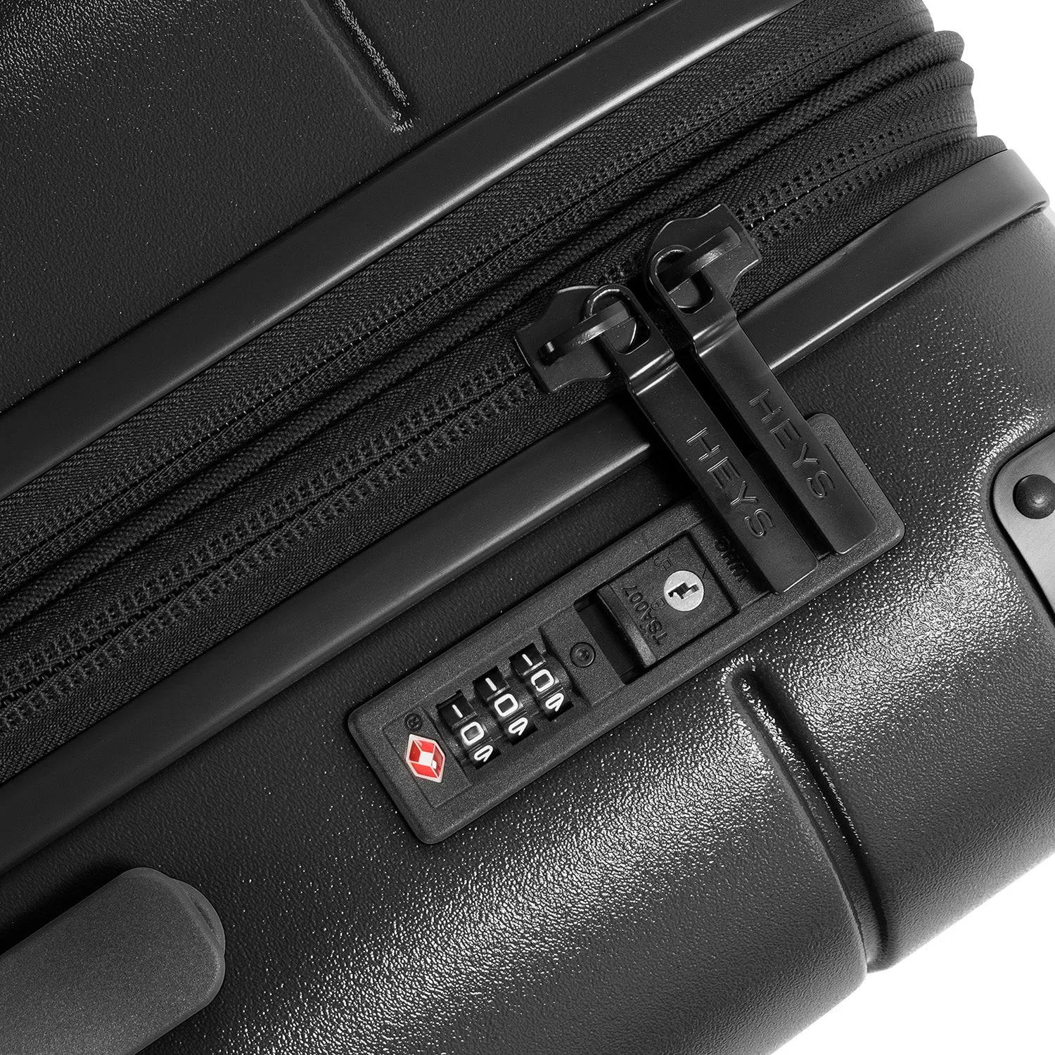 Zen 26 Inch Luggage